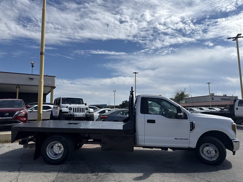 2018 Ford F-350 XL - Photo 4 - Arlington, TX 76011