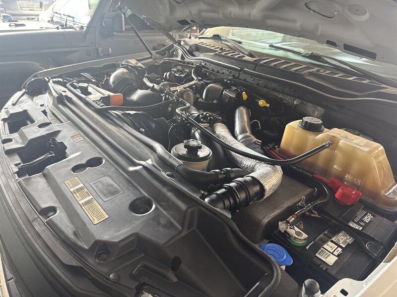 2018 Ford F-350 XL - Photo 25 - Arlington, TX 76011