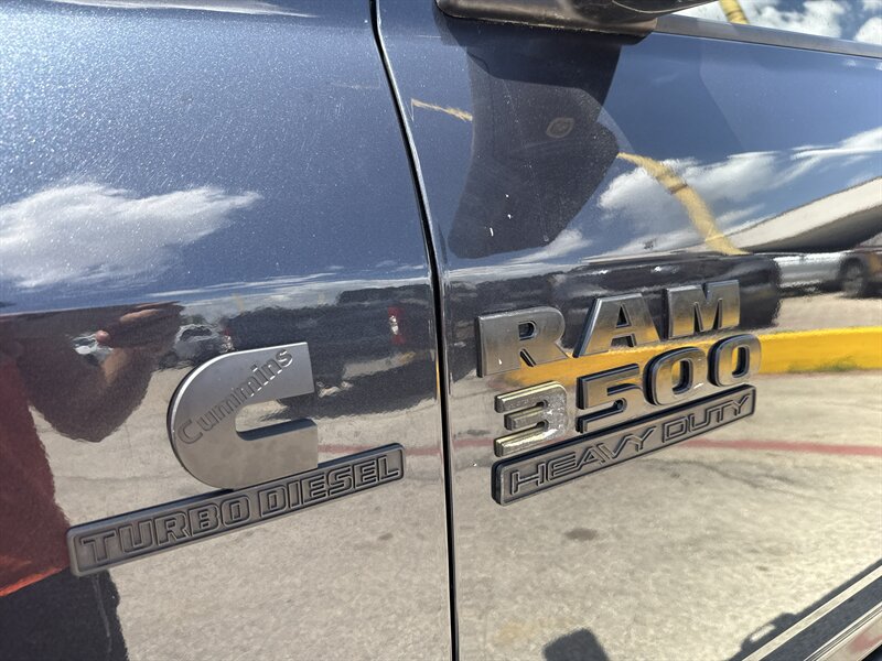 2018 RAM 3500 SLT - Photo 12 - Arlington, TX 76011