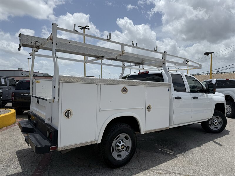 2017 Chevrolet Silverado 2500HD Work Truck - Photo 5 - Arlington, TX 76011