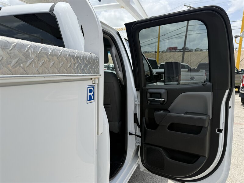 2017 Chevrolet Silverado 2500HD Work Truck - Photo 17 - Arlington, TX 76011