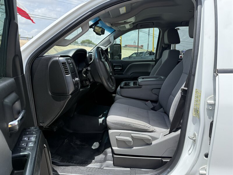 2017 Chevrolet Silverado 2500HD Work Truck - Photo 12 - Arlington, TX 76011