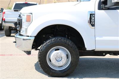 2020 Ford F-350 XL   - Photo 16 - Arlington, TX 76011