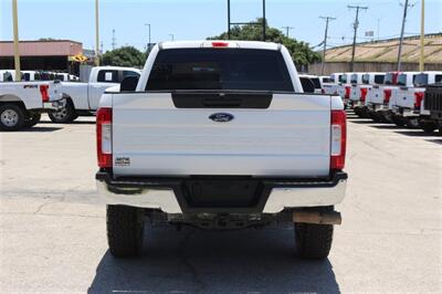 2018 Ford F-250 XLT   - Photo 5 - Arlington, TX 76011