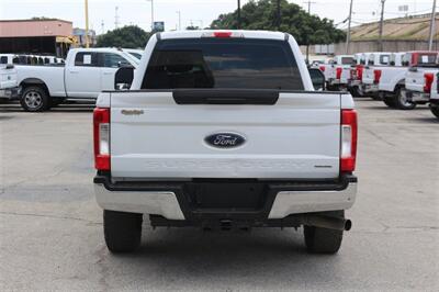 2017 Ford F-250 XL   - Photo 8 - Arlington, TX 76011