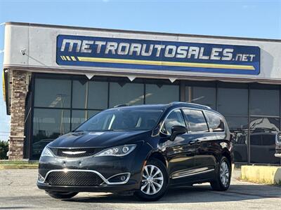 2018 Chrysler Pacifica Touring L Van