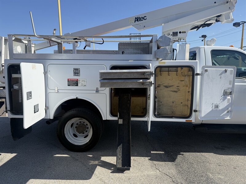 2012 Ford F-450 Super Duty XL - Photo 15 - Arlington, TX 76011