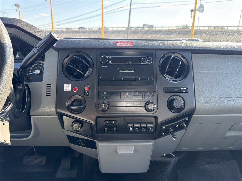 2012 Ford F-450 Super Duty XL - Photo 25 - Arlington, TX 76011