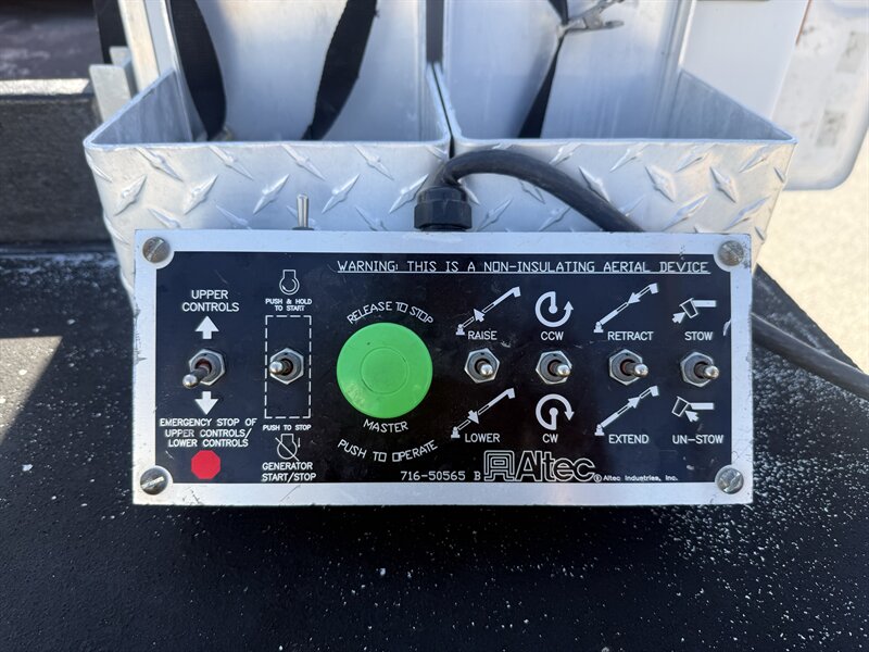 2012 Ford F-450 Super Duty XL - Photo 14 - Arlington, TX 76011