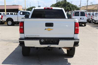 2018 Chevrolet Silverado 2500 Work Truck   - Photo 8 - Arlington, TX 76011