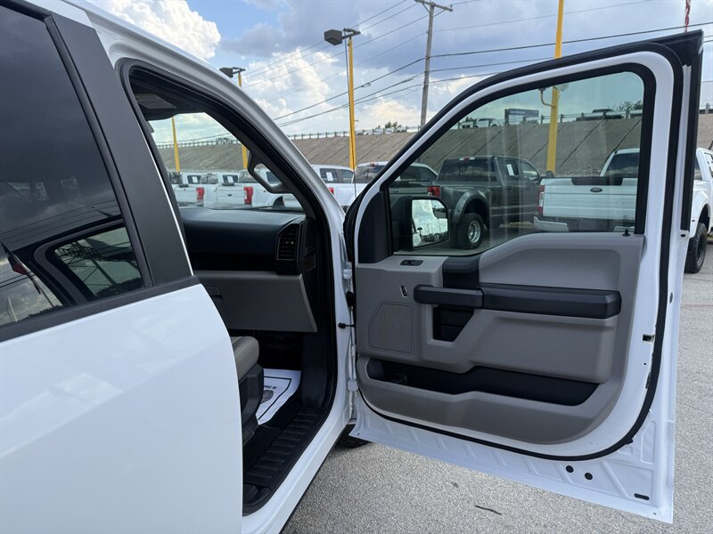 2018 Ford F-150 XL - Photo 17 - Arlington, TX 76011