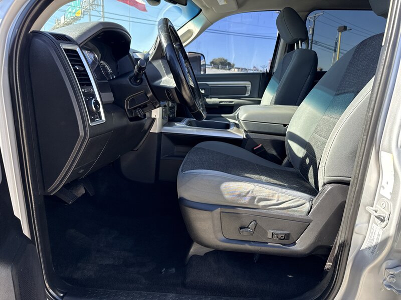 2017 RAM 2500 Big Horn - Photo 11 - Arlington, TX 76011