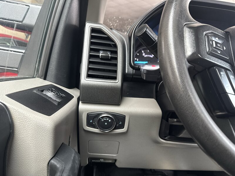 2021 Ford F-350 XL - Photo 17 - Arlington, TX 76011