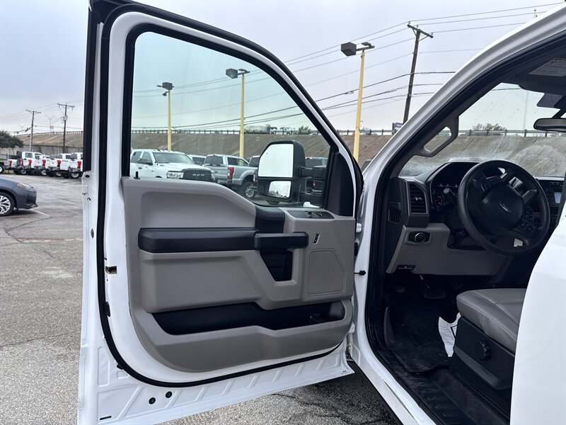 2021 Ford F-350 XL - Photo 13 - Arlington, TX 76011