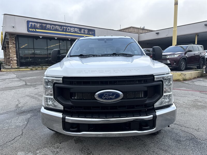 2021 Ford F-350 XL - Photo 2 - Arlington, TX 76011