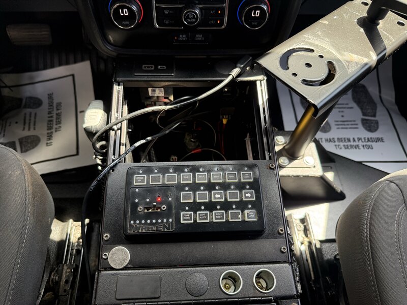 2021 Chevrolet Tahoe Police - Photo 30 - Arlington, TX 76011