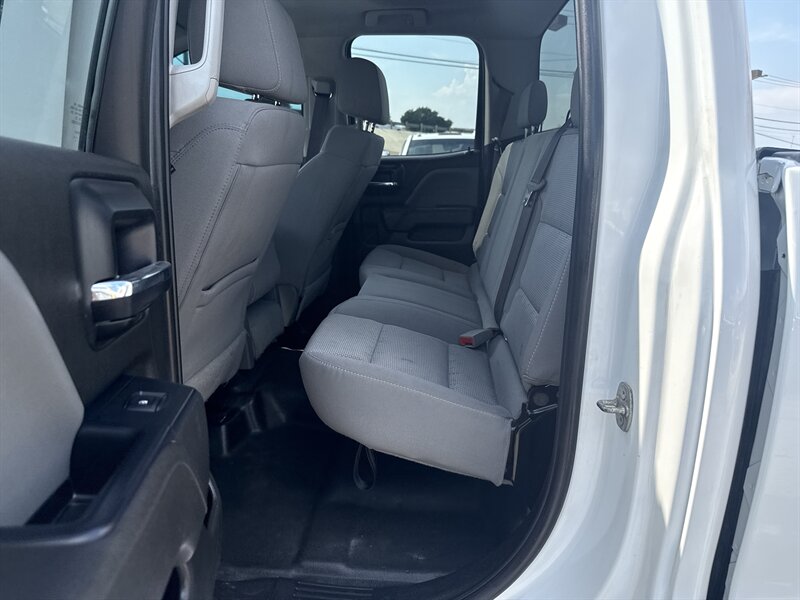 2017 Chevrolet Silverado 2500 Work Truck   - Photo 14 - Arlington, TX 76011