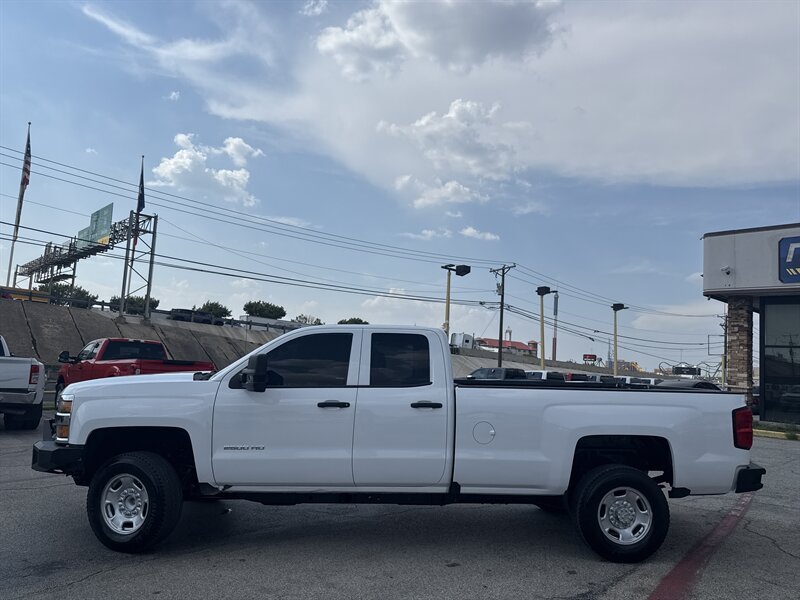 2017 Chevrolet Silverado 2500 Work Truck   - Photo 8 - Arlington, TX 76011