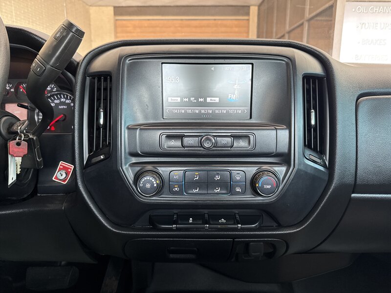 2017 Chevrolet Silverado 2500 Work Truck   - Photo 22 - Arlington, TX 76011