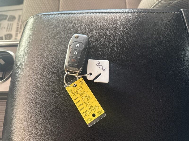 2019 Ford F-250 XLT - Photo 28 - Arlington, TX 76011