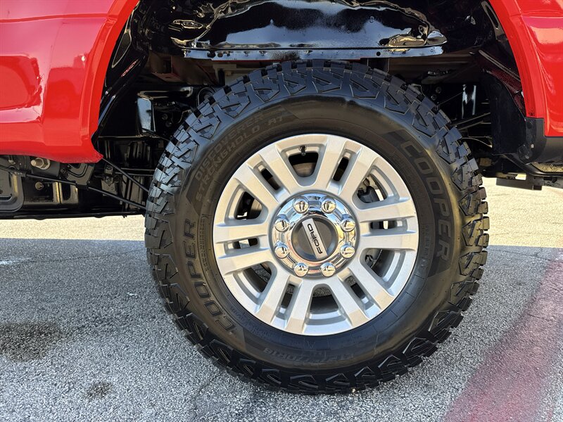 2019 Ford F-250 XLT - Photo 10 - Arlington, TX 76011