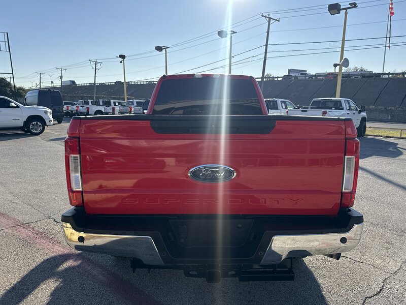 2019 Ford F-250 XLT - Photo 6 - Arlington, TX 76011