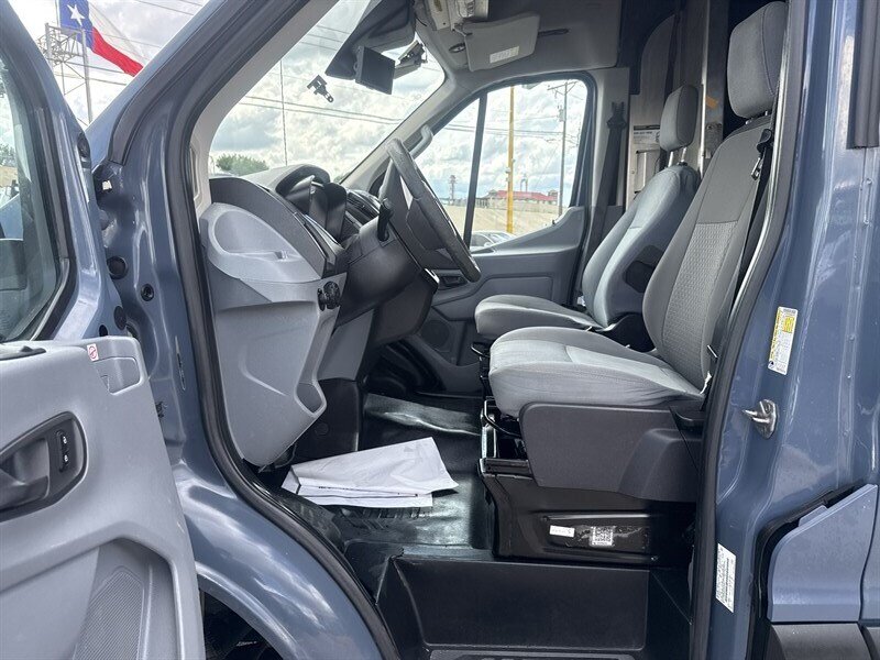 2019 Ford Transit 250 - Photo 12 - Arlington, TX 76011