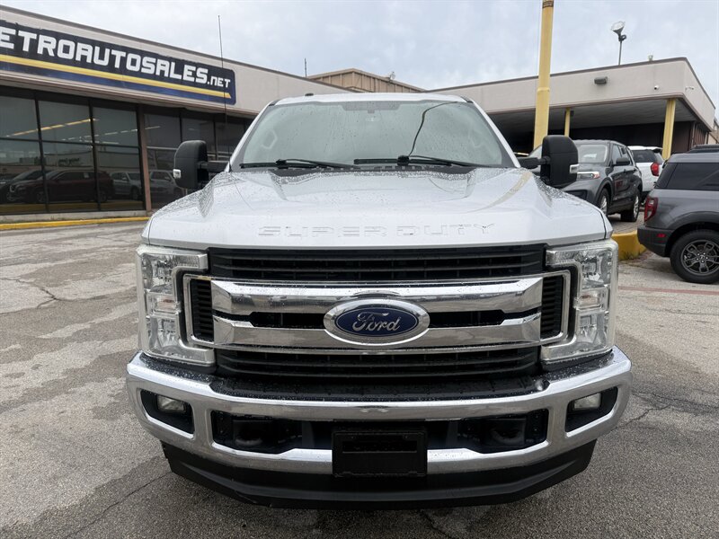 2019 Ford F-250 Super Duty XLT - Photo 2 - Arlington, TX 76011