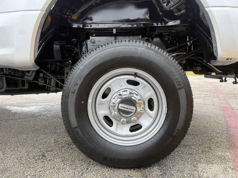 2019 Ford F-250 Super Duty XLT - Photo 11 - Arlington, TX 76011