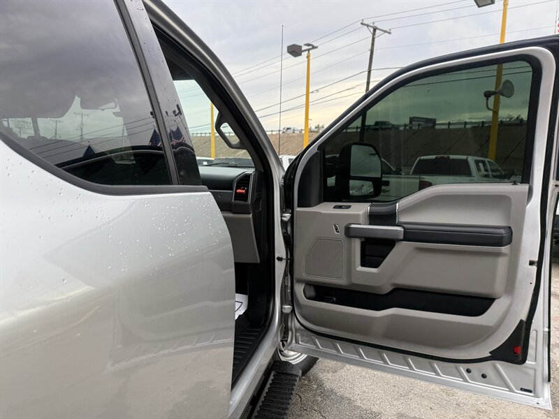 2019 Ford F-250 Super Duty XLT - Photo 17 - Arlington, TX 76011