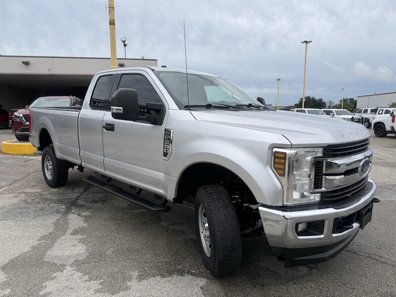 2019 Ford F-250 Super Duty XLT - Photo 3 - Arlington, TX 76011