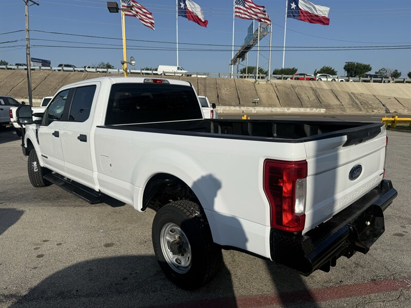 2017 Ford F-350 Super Duty XL - Photo 7 - Arlington, TX 76011