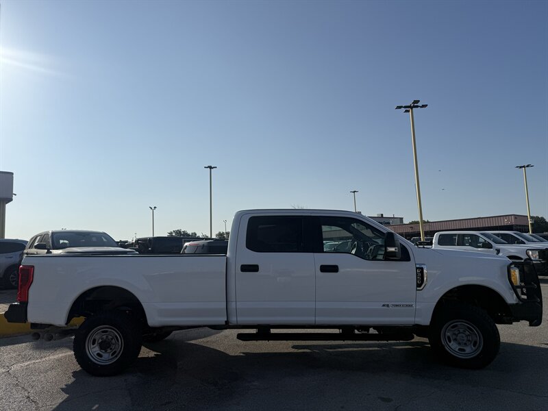 2017 Ford F-350 Super Duty XL - Photo 4 - Arlington, TX 76011