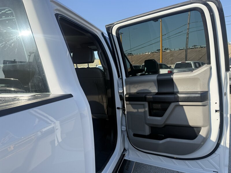 2017 Ford F-350 Super Duty XL - Photo 19 - Arlington, TX 76011