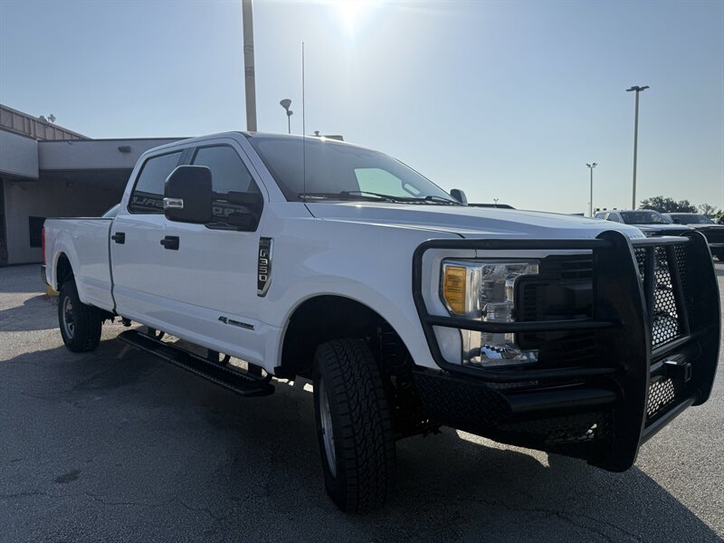 2017 Ford F-350 Super Duty XL - Photo 3 - Arlington, TX 76011