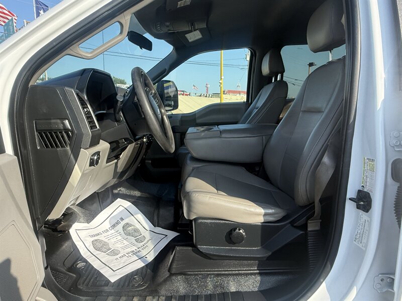 2017 Ford F-350 Super Duty XL - Photo 14 - Arlington, TX 76011