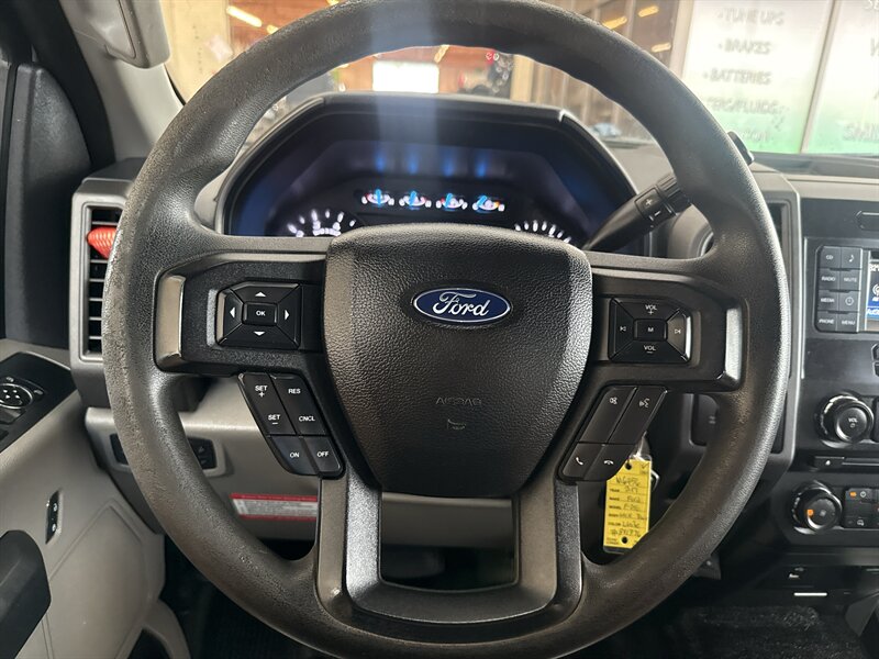 2017 Ford F-250 XL - Photo 21 - Arlington, TX 76011