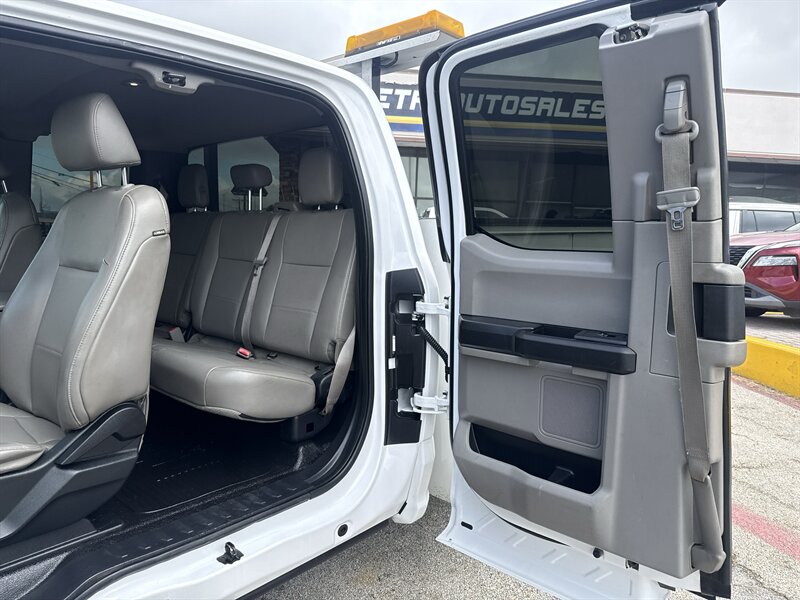 2017 Ford F-250 XL - Photo 14 - Arlington, TX 76011