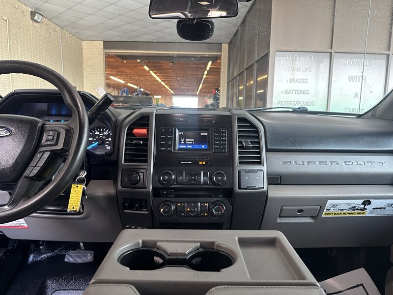 2017 Ford F-250 XL - Photo 23 - Arlington, TX 76011