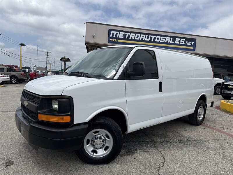 2014 Chevrolet Express 2500 - Photo 10 - Arlington, TX 76011