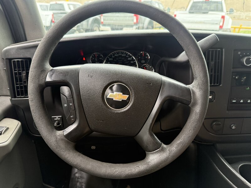 2014 Chevrolet Express 2500 - Photo 19 - Arlington, TX 76011