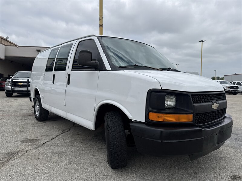 2014 Chevrolet Express 2500 - Photo 3 - Arlington, TX 76011