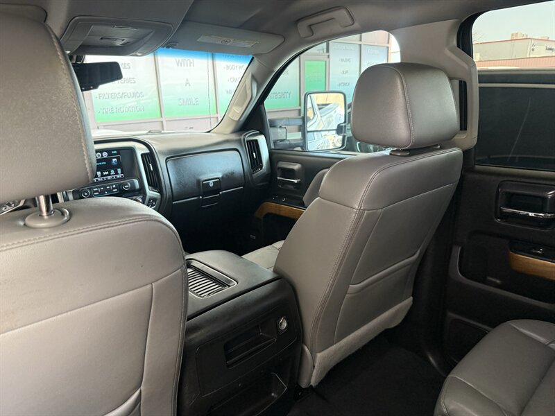 2019 Chevrolet Silverado 3500HD LTZ - Photo 26 - Arlington, TX 76011