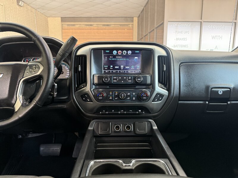 2019 Chevrolet Silverado 3500HD LTZ - Photo 23 - Arlington, TX 76011