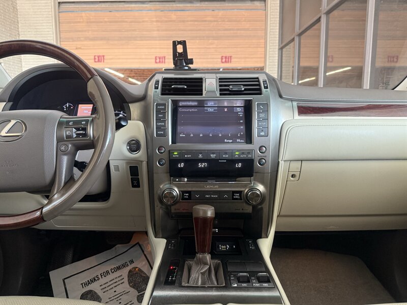 2016 Lexus GX 460 - Photo 24 - Arlington, TX 76011
