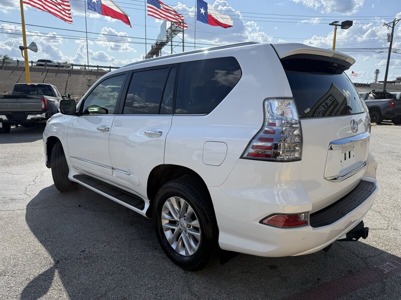 2016 Lexus GX 460 - Photo 7 - Arlington, TX 76011