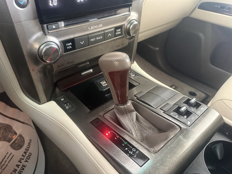 2016 Lexus GX 460 - Photo 22 - Arlington, TX 76011