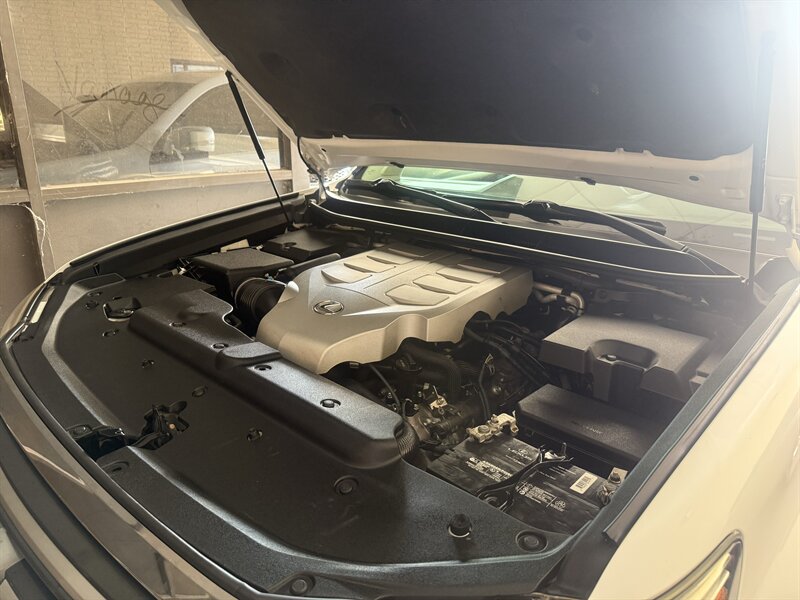 2016 Lexus GX 460 - Photo 29 - Arlington, TX 76011