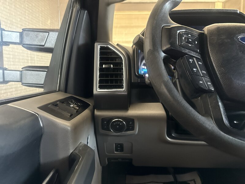 2017 Ford F-350 Super Duty XLT - Photo 21 - Arlington, TX 76011
