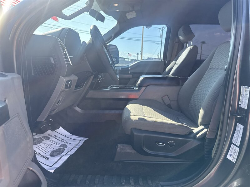 2017 Ford F-350 Super Duty XLT - Photo 14 - Arlington, TX 76011